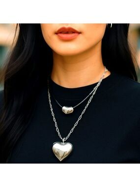 Elegant Silver Heart Necklace Set